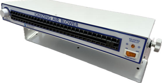 Horizontal ESD Ionizer with comfort heater